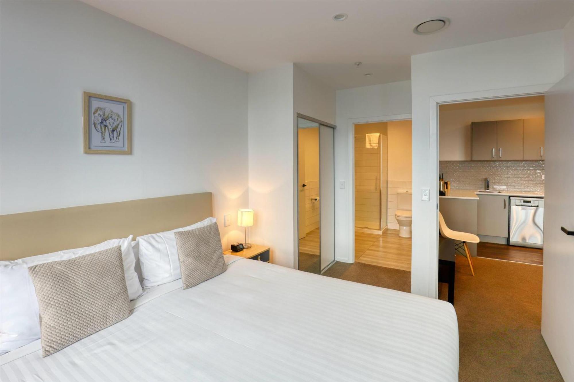 Ramada Suites By Wyndham Queenstown Remarkables Park Exterior photo