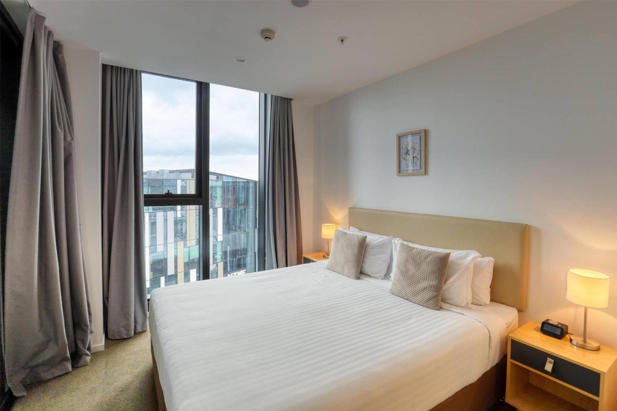 Ramada Suites By Wyndham Queenstown Remarkables Park Exterior photo