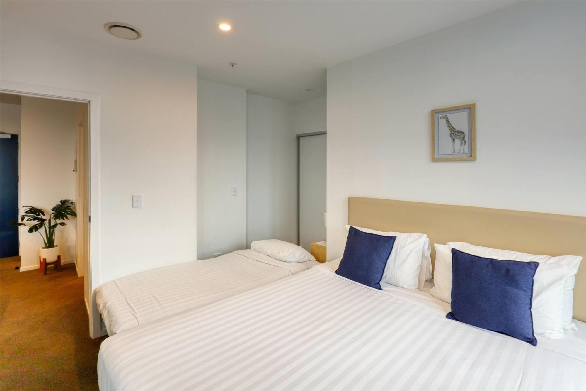 Ramada Suites By Wyndham Queenstown Remarkables Park Exterior photo