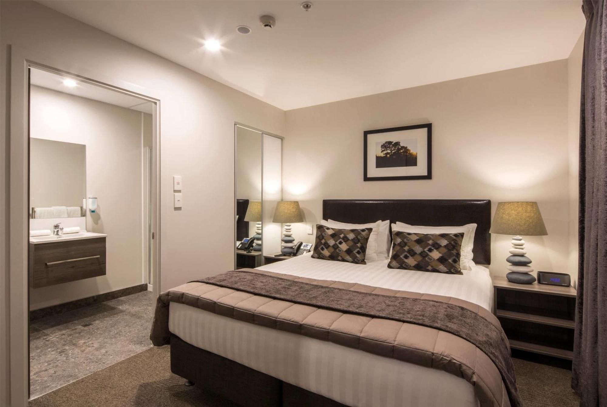 Ramada Suites By Wyndham Queenstown Remarkables Park Exterior photo